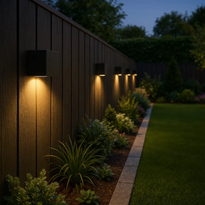 LED | Wandlamp | IP65 waterdicht | Plug and Play | Zwart | Warm/wit Livolo Nederland B.V.